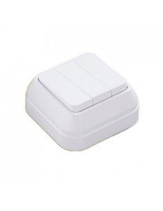 Triple Interruptor Superficie Makel IP20 451A5