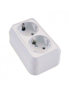 Doble Enchufe Schucko 2p+TT Superficie Makel IP20 45182
